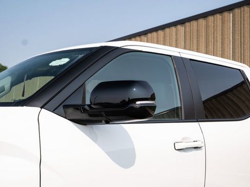 New 2024 Toyota Tundra Limited w/ TRD Off-Road Package image 9