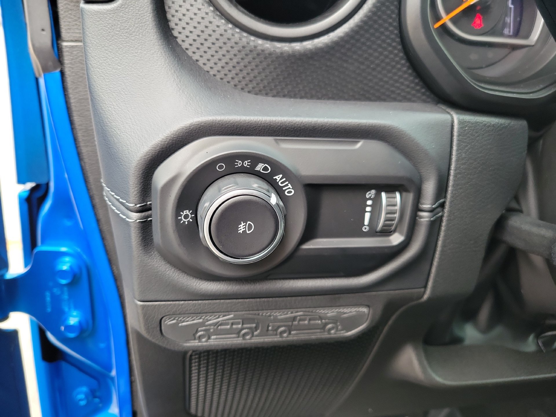 Used 2024 Jeep Wrangler Unlimited Rubicon w/ Technology Group AWD/4WD image 24