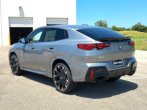 New 2026 BMW X2 M35i w/ Technology Package AWD/4WD image 6