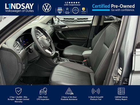 Certified 2022 Volkswagen Tiguan SE image 11