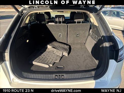 Certified 2021 Lincoln Nautilus Reserve image 6