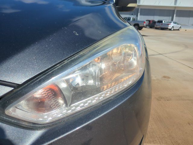 Used 2017 Ford Focus SE FWD image 9