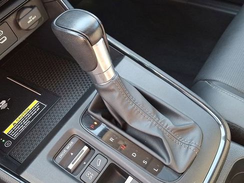 Used 2025 Honda CR-V EX-L image 16