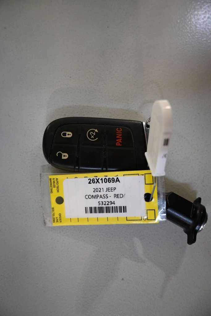 Used 2021 Jeep Compass Sport w/ Cold Weather Group FWD image 11