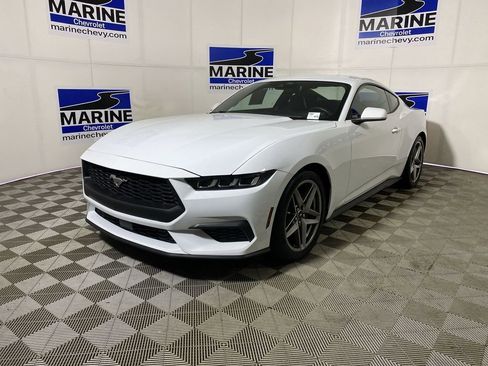 Used 2024 Ford Mustang Premium RWD image 11