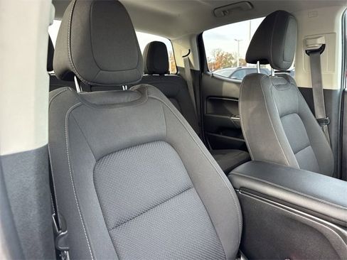 Used 2020 Chevrolet Colorado LT image 21