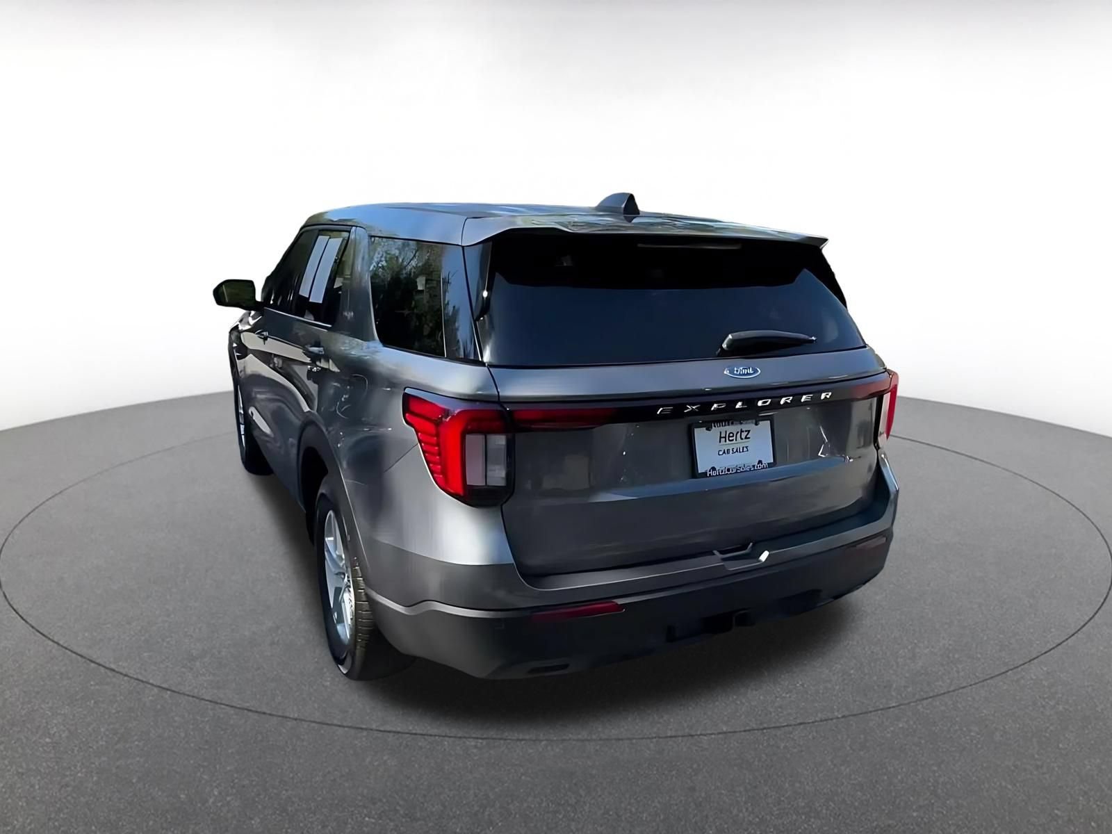 Used 2026 Ford Explorer Active RWD image 10
