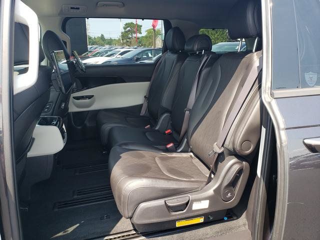 Used 2022 Kia Carnival SX FWD image 13