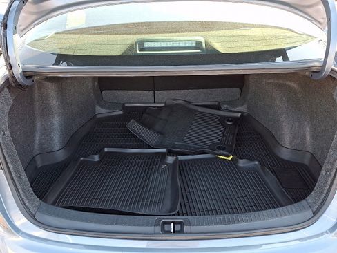 Certified 2025 Toyota Corolla SE w/ SE Premium Package FWD image 28