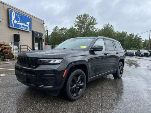 Certified 2023 Jeep Grand Cherokee L Laredo AWD/4WD image 1