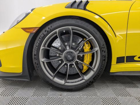 Certified 2019 Porsche 911 GT3 RS w/ Weissach Package image 23