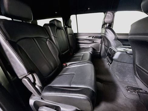 Used 2024 Jeep Wagoneer Series II w/ Flexible Seating Group RWD image 27