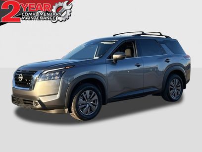 New 2025 Nissan Pathfinder SV w/ Cargo Package