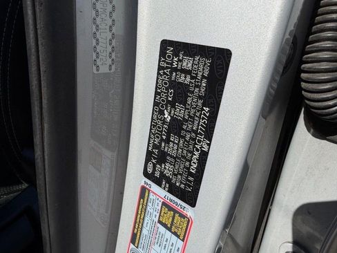 Used 2020 Kia Sportage LX image 20