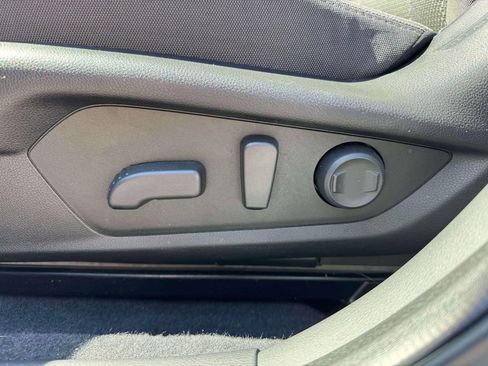 Certified 2024 Subaru Crosstrek 2.0i Premium image 14