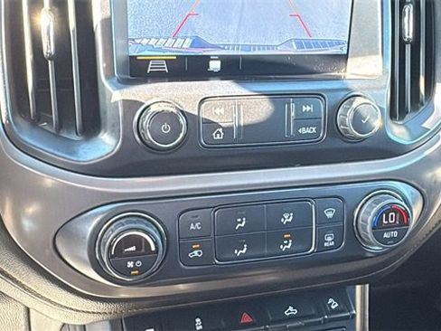 Used 2021 GMC Canyon AT4 image 15