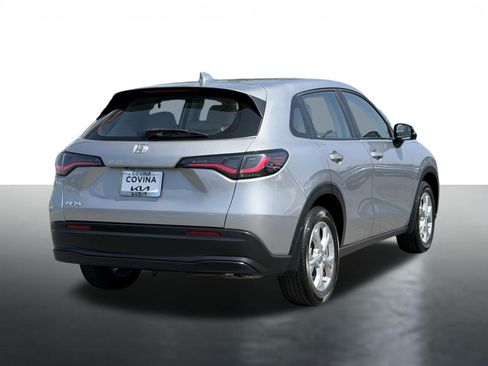 Used 2024 Honda HR-V LX image 8