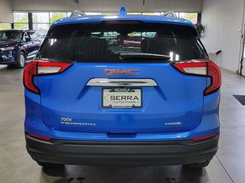 Certified 2024 GMC Terrain SLE w/ Driver Convenience Package AWD/4WD image 6