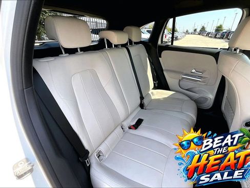Used 2025 Mercedes-Benz GLA 250 image 31