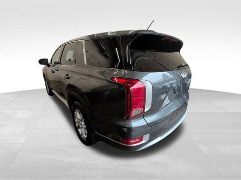 Used 2022 Hyundai Palisade SE image 3
