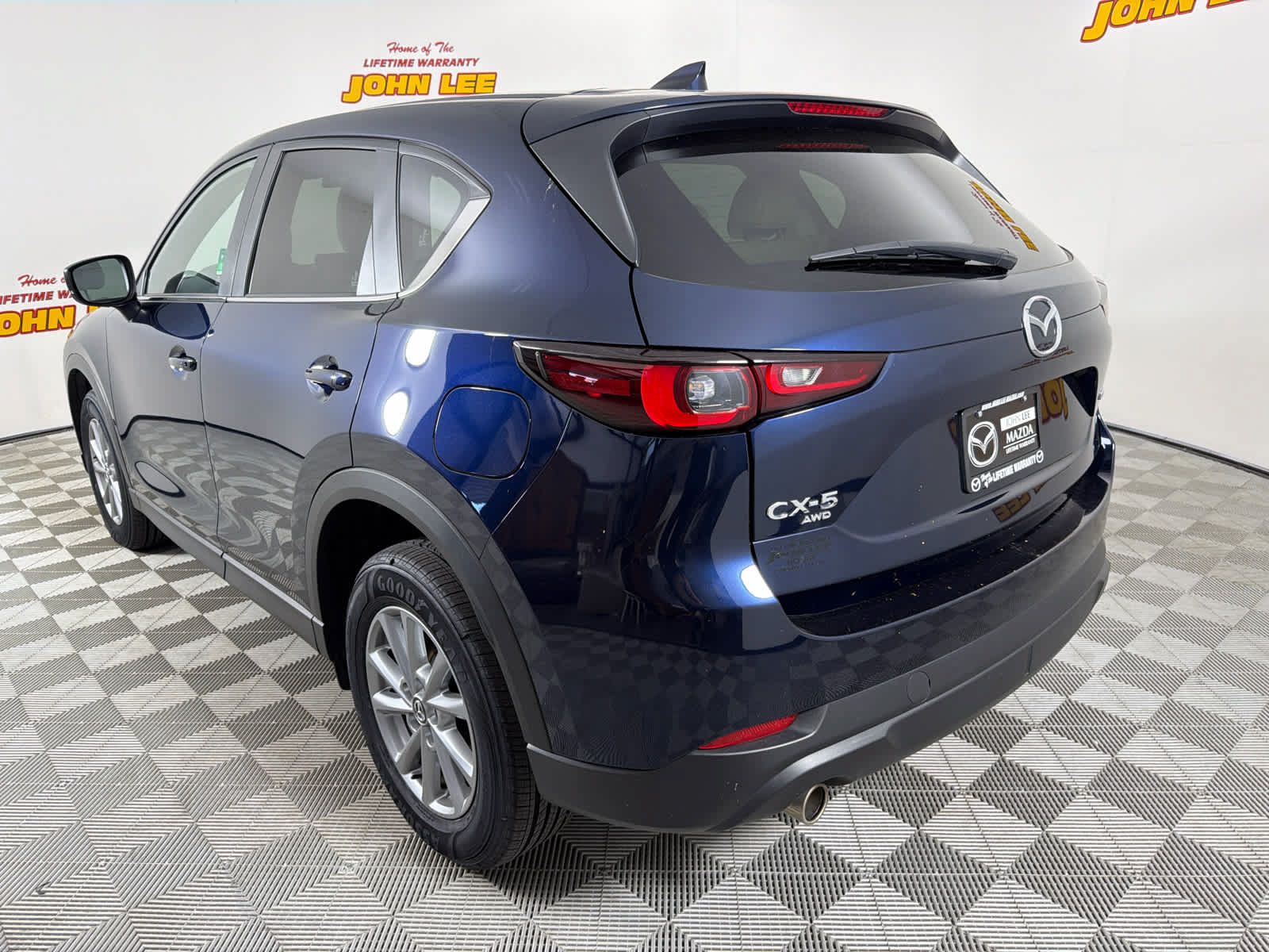 Certified 2023 MAZDA CX-5 AWD 2.5 S w/ Select Package image 3