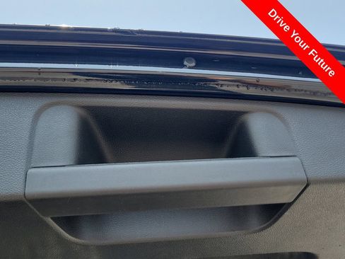Used 2021 Volkswagen Tiguan SE R-Line AWD/4WD image 25