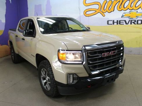 Used 2021 GMC Canyon AT4 w/ Trailering Package AWD/4WD image 4