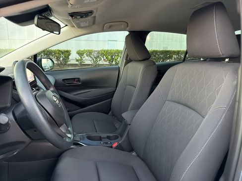 Used 2024 Toyota Corolla LE image 9