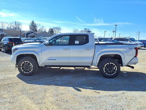New 2026 Toyota Tacoma TRD Sport w/ TRD Sport Upgrade Package image 29