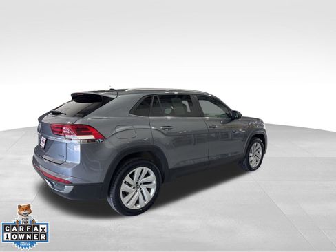 Used 2023 Volkswagen Atlas Cross Sport SE image 5