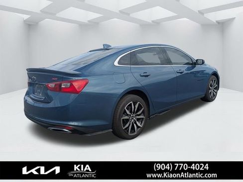 Used 2024 Chevrolet Malibu RS FWD image 3