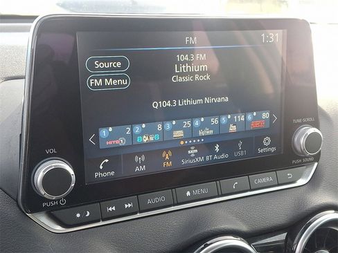 Used 2022 Nissan Sentra SV image 17