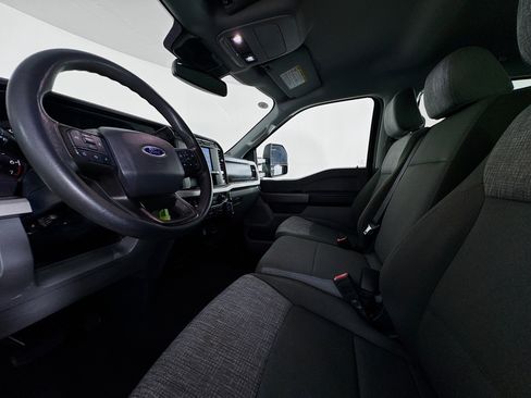 Used 2023 Ford F250 XLT image 19