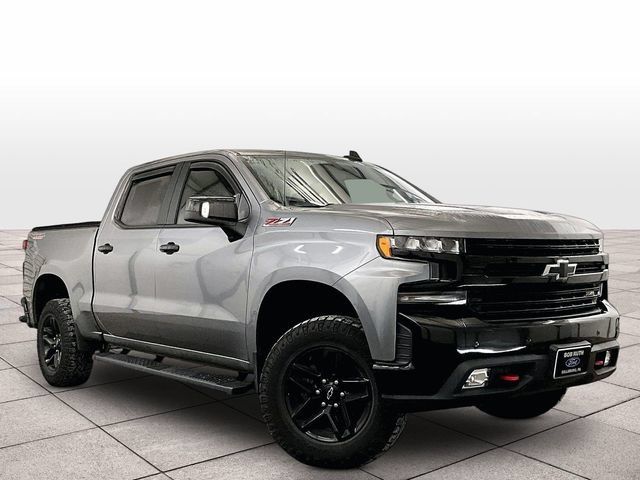Used 2021 Chevrolet Silverado 1500 LT Trail Boss w/ Convenience Package II AWD/4WD image 2