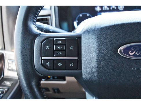 Used 2024 Ford F350 Lariat w/ Chrome Package image 24