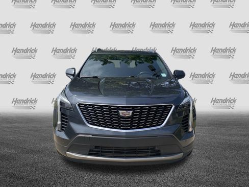 Used 2019 Cadillac XT4 Premium Luxury w/ Technology Package FWD image 3