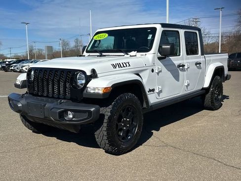 Used 2023 Jeep Gladiator Willys image 5