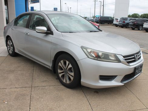 Used 2015 Honda Accord LX image 1