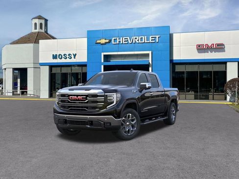 New 2026 GMC Sierra 1500 SLT w/ SLT Premium Plus Package RWD image 8