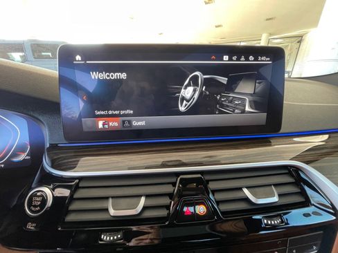 Used 2023 BMW 530i xDrive w/ Executive Package image 21