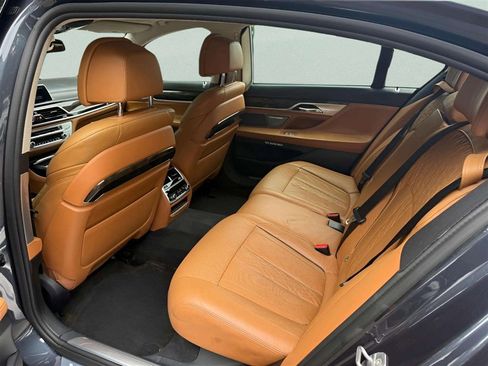 Used 2016 BMW 750i xDrive AWD/4WD image 13