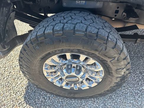 Used 2020 Ford F350 XLT w/ XLT Premium Package AWD/4WD image 25