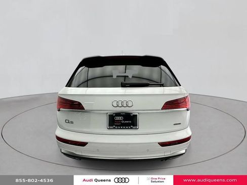 Certified 2023 Audi Q5 2.0T Premium w/ Convenience Package AWD/4WD image 3