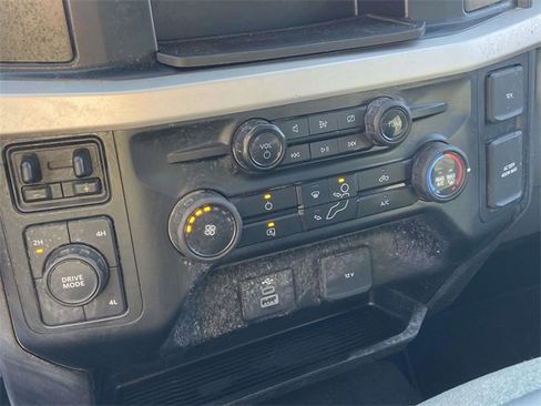 Used 2024 Ford F250 XLT image 25