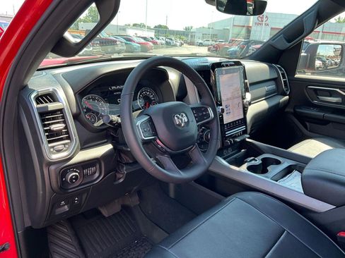 Used 2025 RAM 1500 Big Horn AWD/4WD image 16