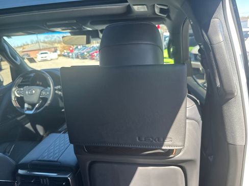 Used 2023 Lexus LX 600 4WD w/ Accessory Package (Z1) image 42