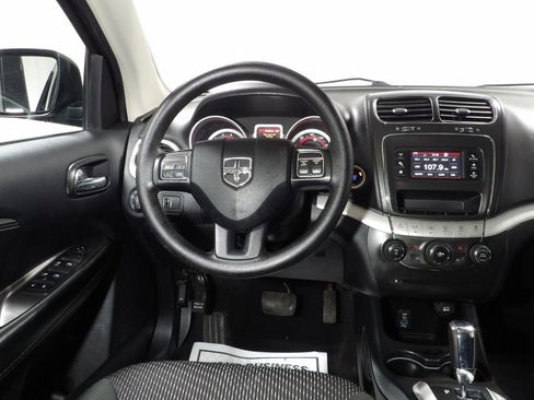 Used 2018 Dodge Journey SE w/ Blacktop Package image 13