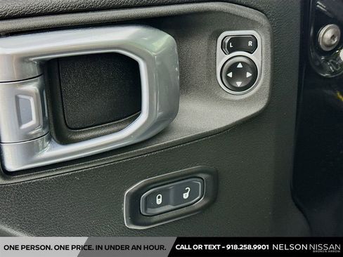 Used 2021 Jeep Wrangler Unlimited Sport S image 18