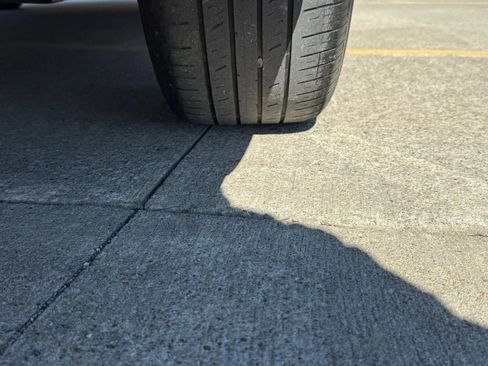 Used 2018 Toyota Camry LE image 42