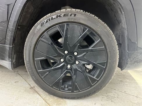 Used 2025 Jeep Wagoneer S Launch Edition image 10